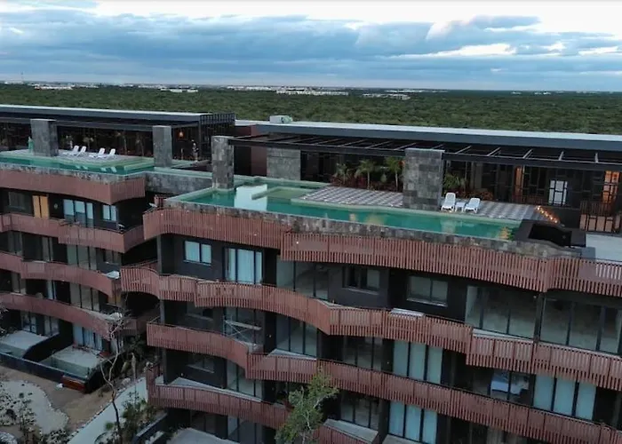 Luxury 2br Steps Away From The Clubs Apartment