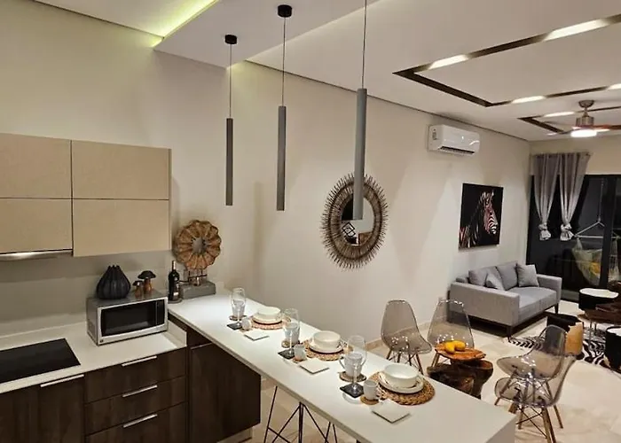 Luxury 2br Steps Away From The Clubs Apartment